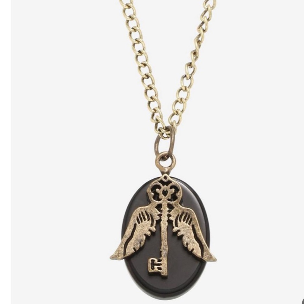 Harry Potter Winged Key Pendant Necklace Hot‎ Topic